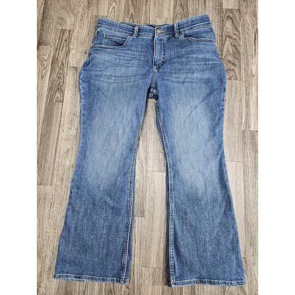 (3/$35) Lee Jeans Womens 16 Petite Stretch Denim High Rise Bootcut Classic - Picture 1 of 11